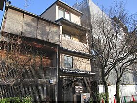 京都府京都市東山区大和大路通三条下る３丁目弁財天町（賃貸アパート1LDK・1階・36.72㎡） その1