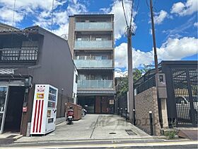 京都府京都市東山区松原通大和大路東入２丁目轆轤町（賃貸マンション3LDK・5階・70.62㎡） その1