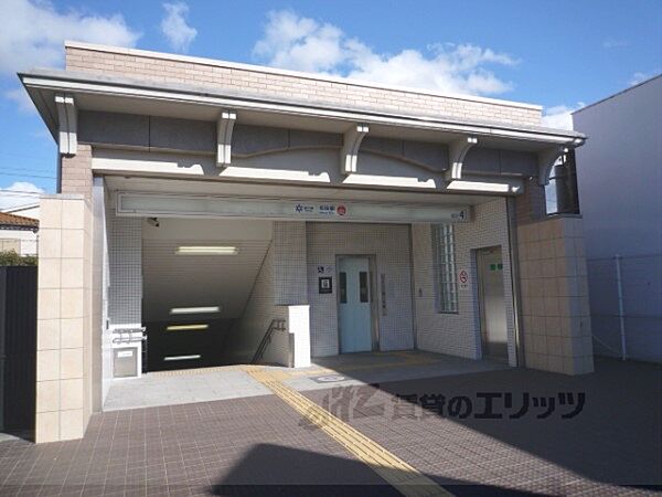 地下鉄石田駅まで750メートル