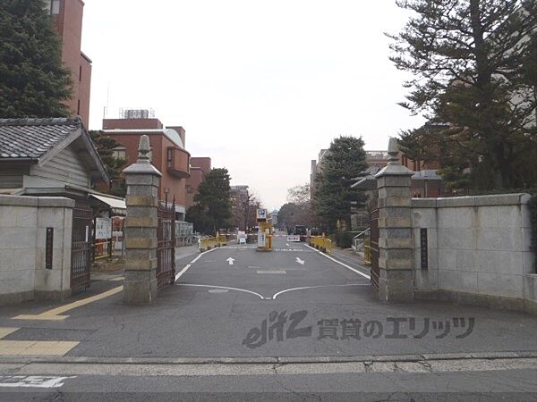 画像15:京都大学医学部まで1300メートル