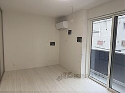 JR湖西線 大津京駅 徒歩8分の賃貸アパート 1階1LDKのリビング/ダイニング