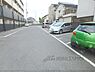 駐車場：ごみ置き場