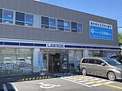 ローソン　大津一里山店まで1360メートル