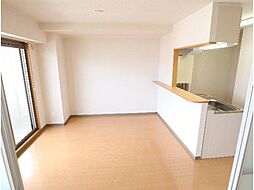 こちらのリビングで趣味の時間をお楽しみください