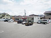 セブンイレブン(650m)