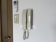 お部屋の中にいながら相手を確認できますね！
