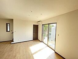 エイトハウス千代田 A 3LDKのリビング/ダイニング