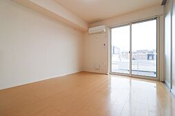 フルール・ド・ティアラ E 1階2LDKのリビング/ダイニング