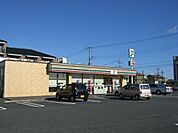 セブンイレブン栃木小金井駅東店 632m