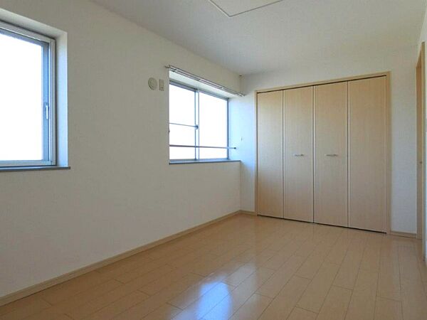 apartment 栃木県真岡市熊倉1丁目
熊倉の賃貸情報を見る
物件地図