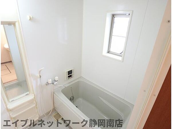 画像6:きれいなお風呂です