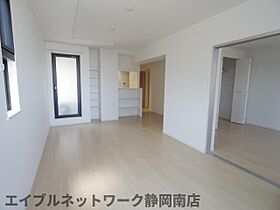 静岡県静岡市駿河区中田3丁目（賃貸マンション2LDK・3階・67.41㎡） その3