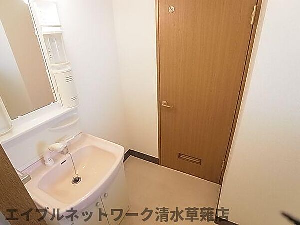 画像24:スペースが確保できる洗面所です