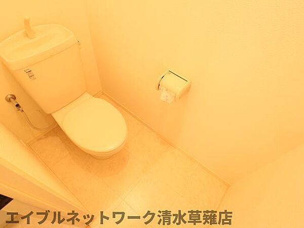 画像6:ゆったりとした空間のトイレです