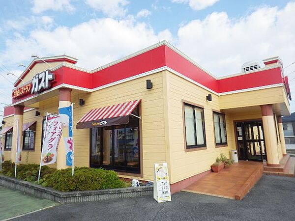 画像28:【ファミリーレストラン】ガスト 大和高田店(から好し取扱店)まで1375ｍ