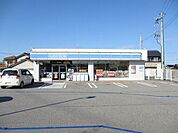 コンビニ「ローソンまで100ｍ」