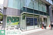 三井住友銀行 川崎ローンプラザ 徒歩11分。 860m