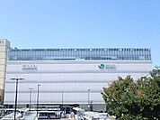 ハニーズシァル鶴見店 581m
