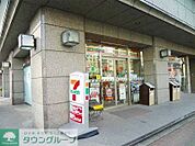 セブンイレブン大崎広小路駅西店  50m