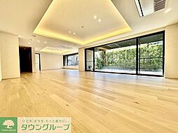 都営浅草線 高輪台駅 徒歩7分の賃貸マンション 1階4SLDKのリビング/ダイニング