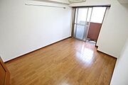 お部屋探しは株式会社　タウンハウジング　までお気軽にお問合せ下さい。クレジットカード決済・首都圏を中心直営143店舗　仲介件数全国2位の豊富な実績！諸費用・審査等・何でもご相談下さい。