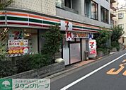 セブンイレブン目黒柳通り店 徒歩1分。 50m