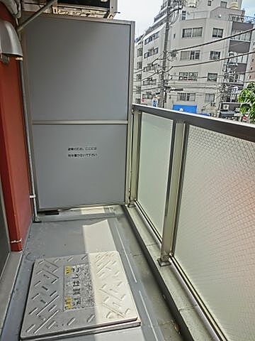 バルコニー
