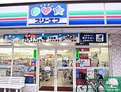 スリーエフ 徒歩1分。コンビニ 40m