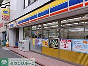ミニストップ神田神保町1丁目店 180m