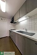 お部屋探しは株式会社　タウンハウジング　までお気軽にお問合せ下さい。クレジットカード決済・首都圏を中心直営143店舗　仲介件数全国2位の豊富な実績！諸費用・審査等・何でもご相談下さい。