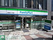 ファミリーマート神宮前店 徒歩6分。 480m
