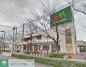 マルエツ東和店 徒歩4分。 300m