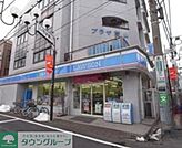ローソン 徒歩4分。コンビニ 290m