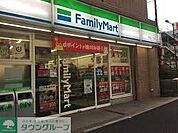 ファミリーマート月島三丁目店 徒歩6分。 430m