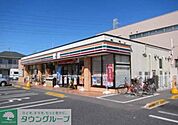 セブンイレブン 徒歩6分。コンビニ 470m