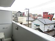 広めのバルコニーです