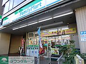 ファミリーマート台東1丁目店 徒歩3分。 210m