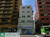 ローソン鶯谷駅南店 520m