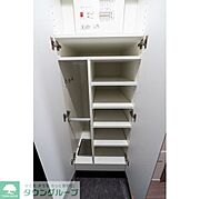 シューズボックス