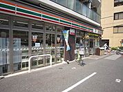 セブンイレブン 50m