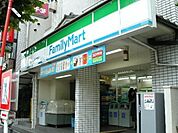 ファミリーマート亀沢一丁目店 徒歩2分。コンビニ 160m