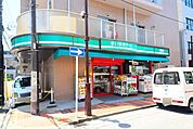 まいばすけっと横浜松本町店 665m