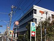 藤沢北郵便局 徒歩17分。郵便局 1310m