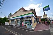 ファミリーマート今宿西町店 936m
