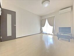 レオネクストガルデニア 2階ワンルームのリビング/ダイニング