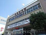 港南警察署 徒歩51分。警察署・交番 4070m