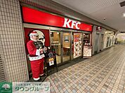 ケンタッキーフライドチキンプララ杉田店 徒歩11分。 820m