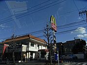 マクドナルド港南中央店 徒歩9分。ファストフード 720m
