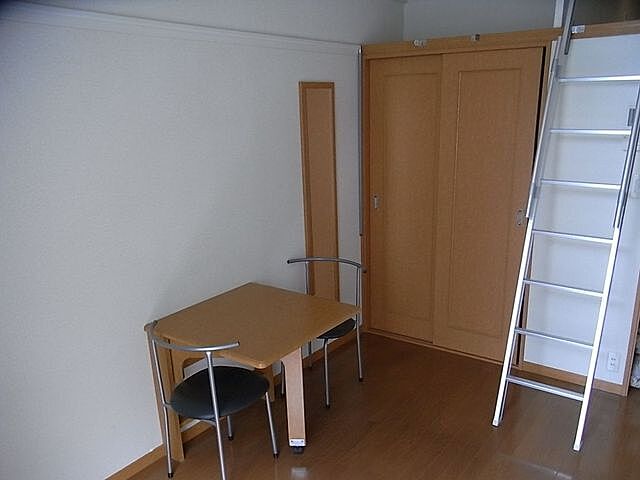 寝室