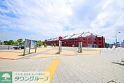 横浜赤レンガ倉庫 徒歩14分。ショッピングセンター 1110m